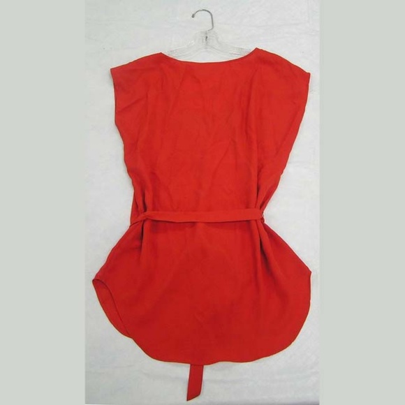 New York & Company Red belted sleeveless top XS - Picture 2 of 3